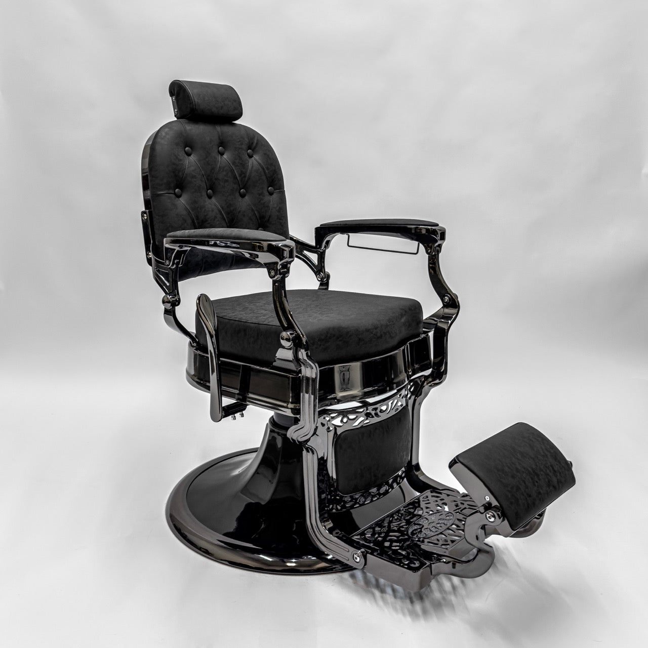 ATLAS 2.0 Black Chrome Vintage Style Barber Chair