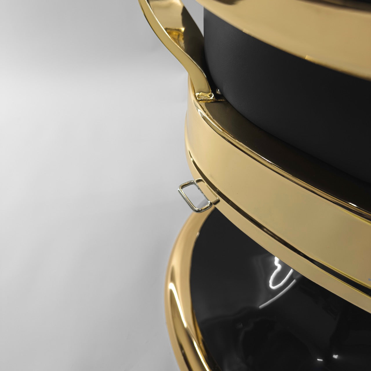 ROYALE Gold Vintage Style Barber Chair