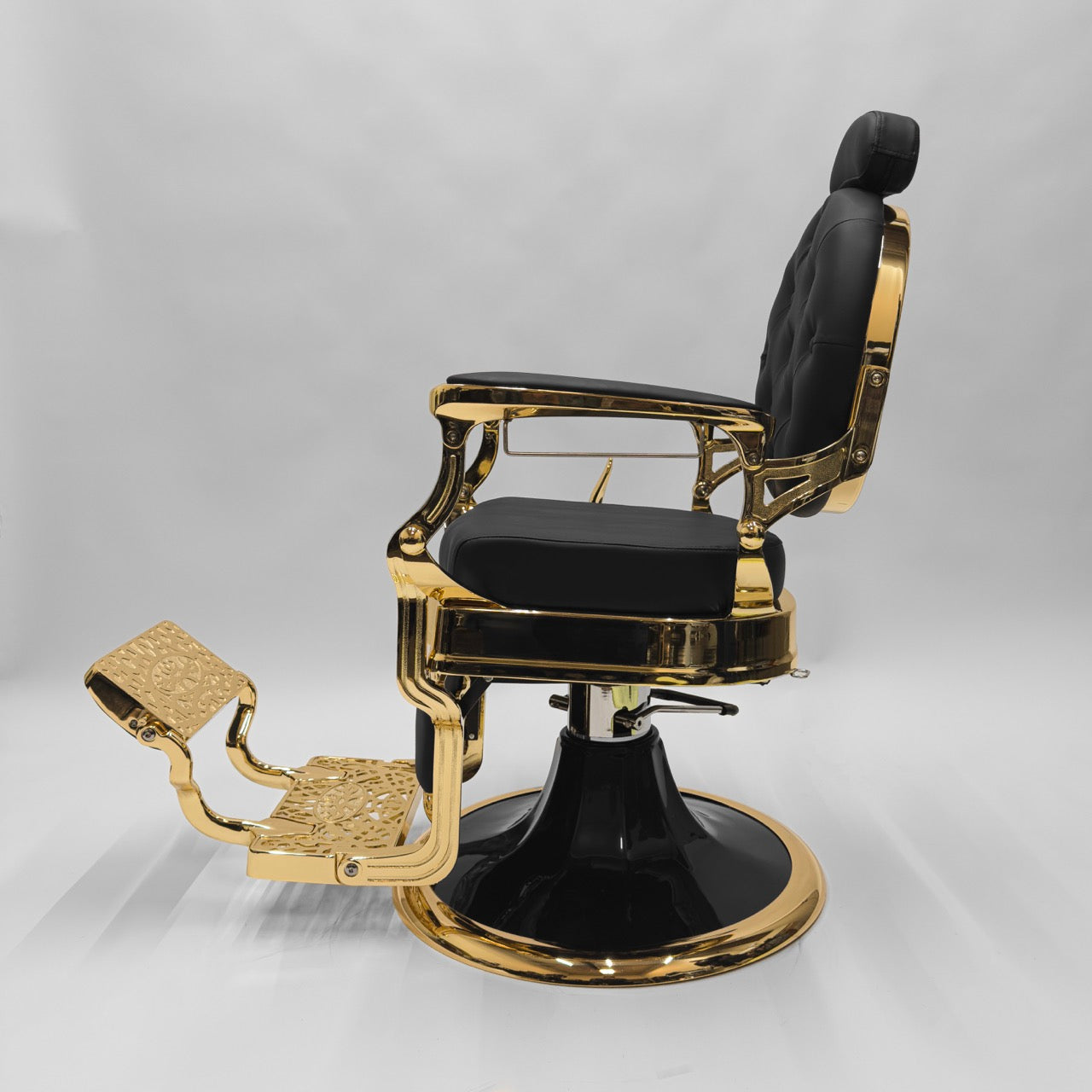 ROYALE Gold Vintage Style Barber Chair