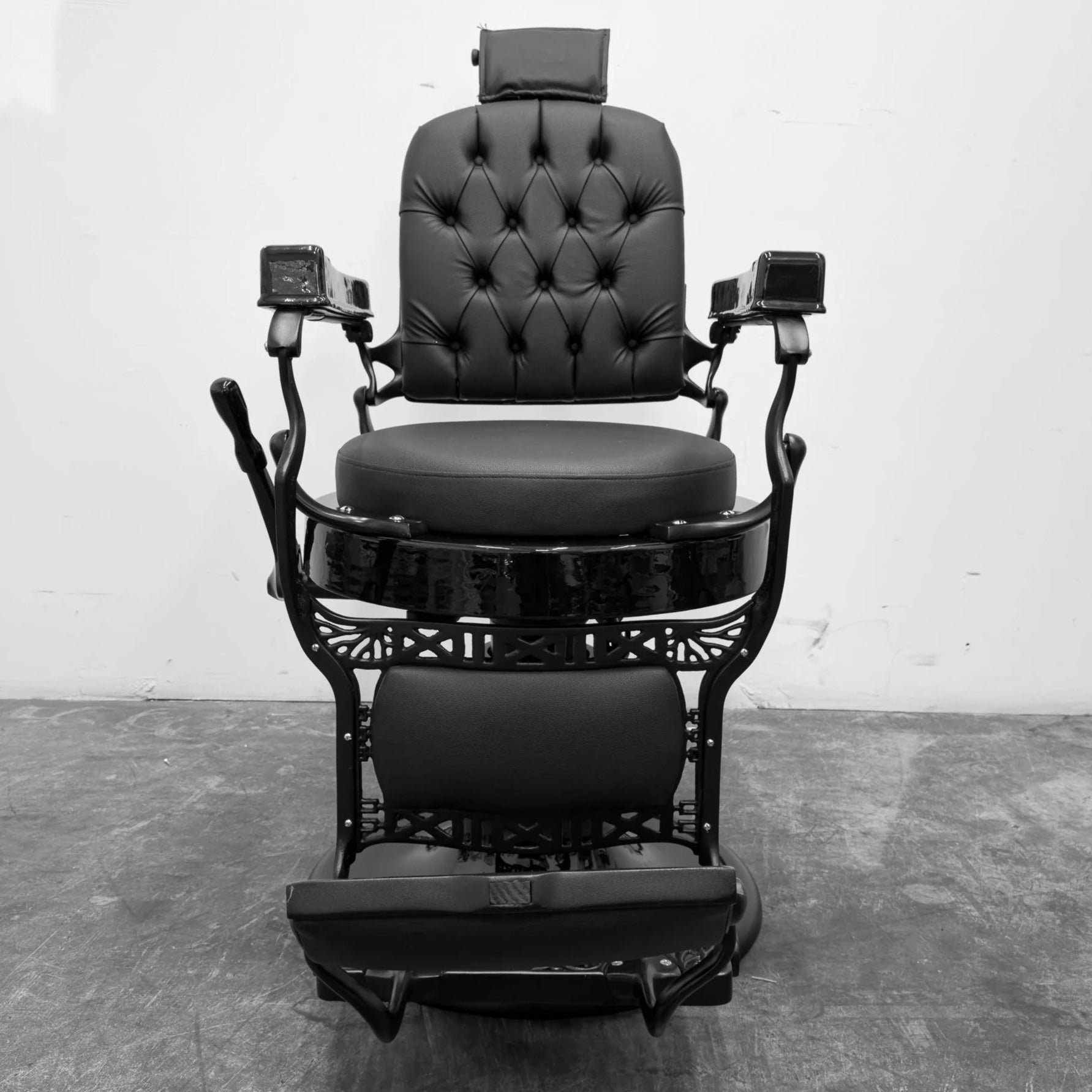 Antique Round Seat Koken Barber Chair - Matte & Gloss Black