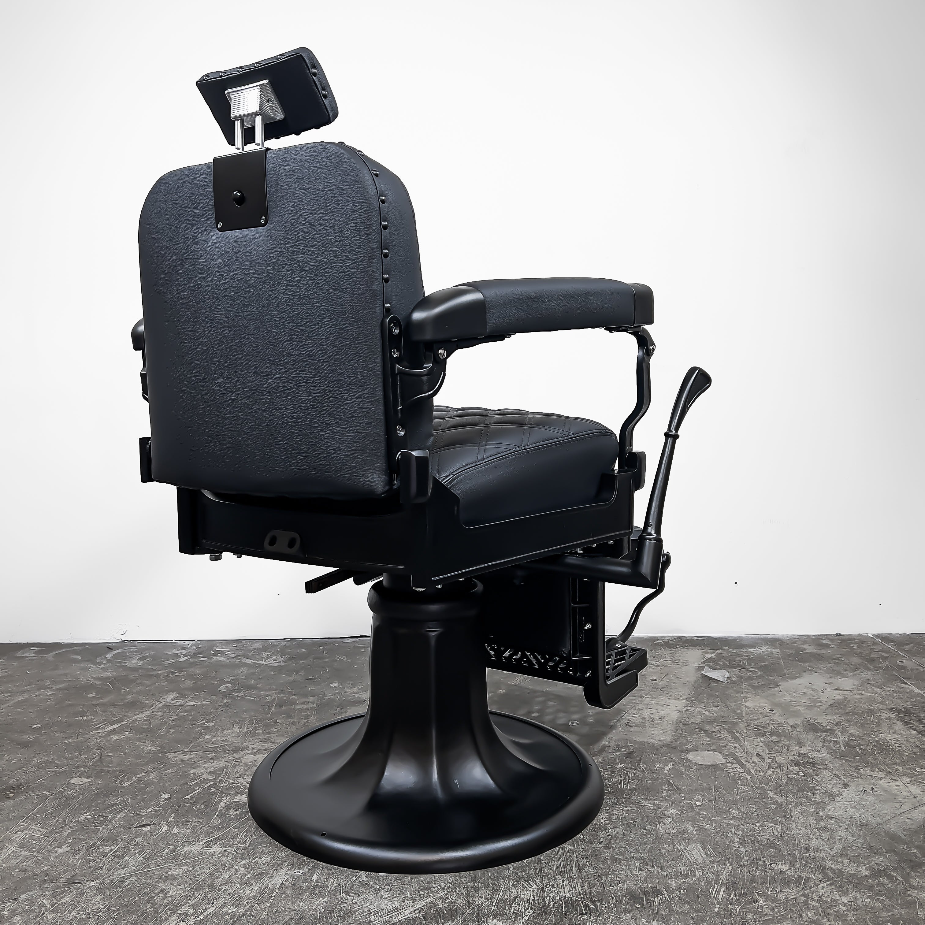Diamond Black Koken Barber Chair