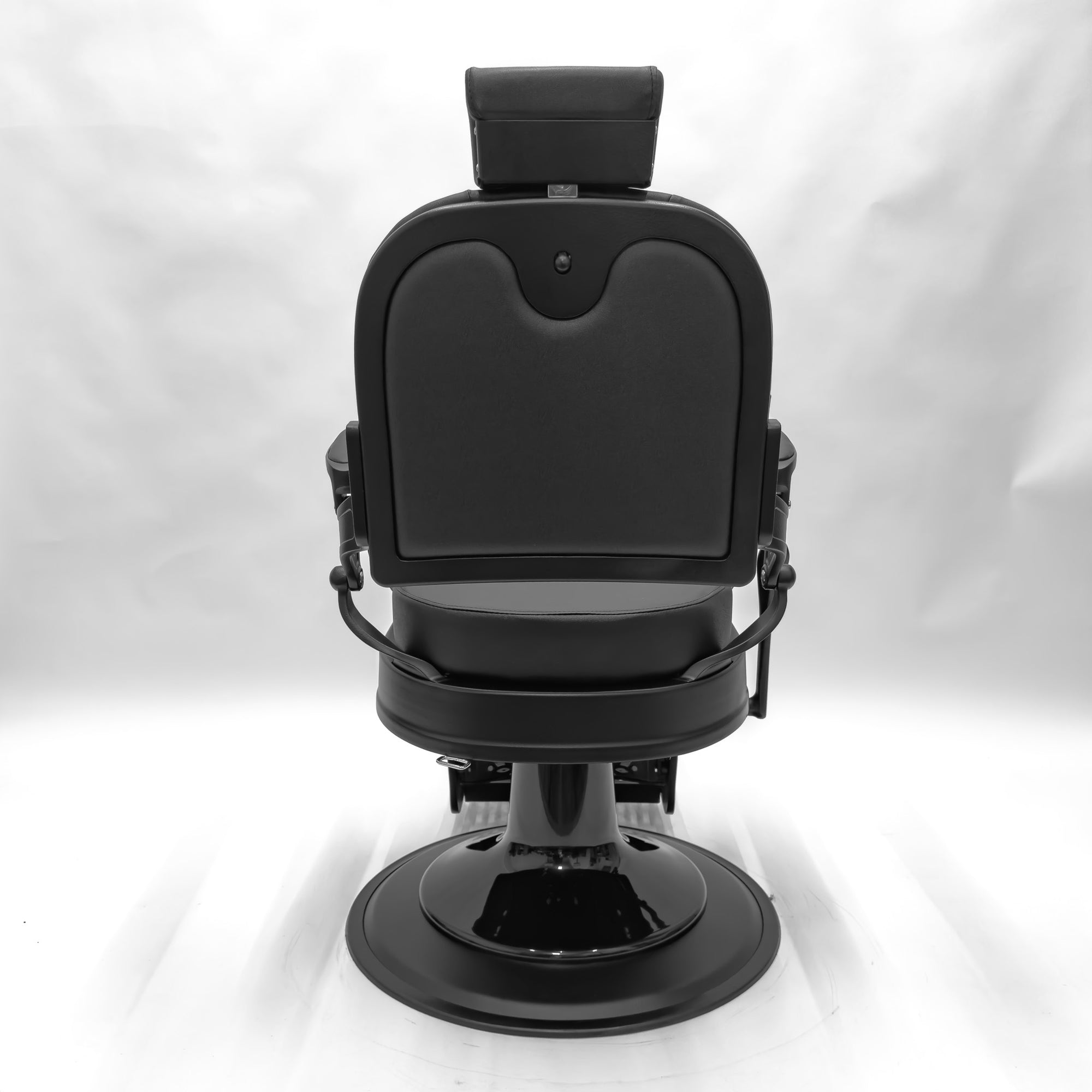 STRATA Vintage Style Barber Chair - Matte Black