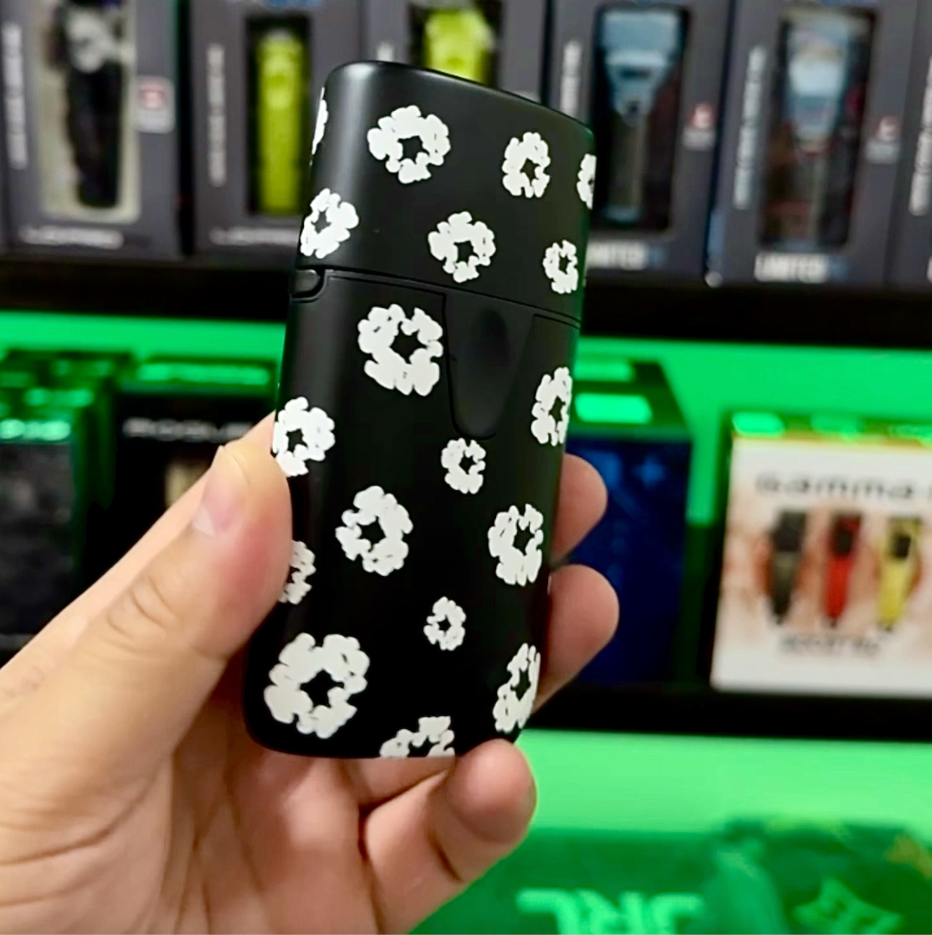 Custom BaBylissPRO UV-Disinfecting Matte Black Double-Foil Shaver